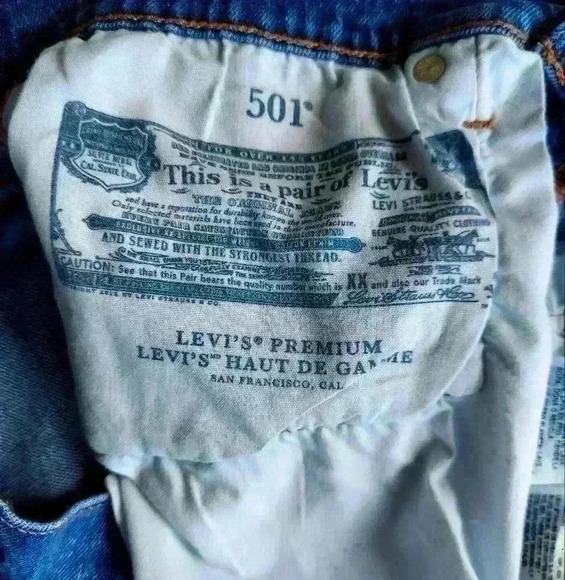 Levi 501 Cut-Off Shorts - Picture 8 of 8